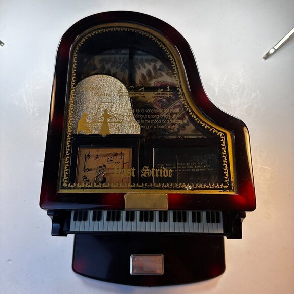 VTG "VEST STRIDE" GRAND PIANO MUSIC AND JEWELRY BOX - Picture 1 of 16